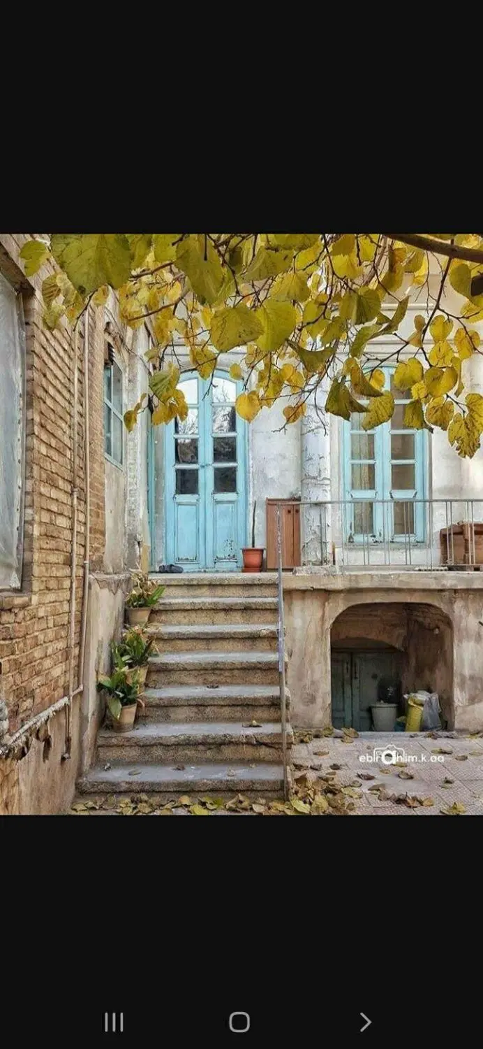 خانه دربستی ۸۰متری در دو طبقه دلباز بر اصلی