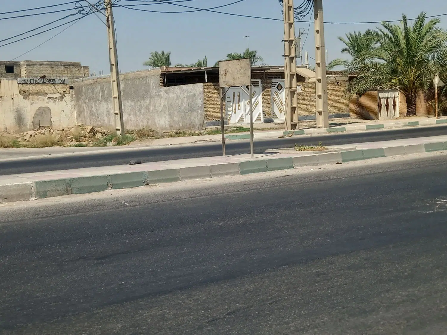 زمین تجاری ندافیه سر جاده