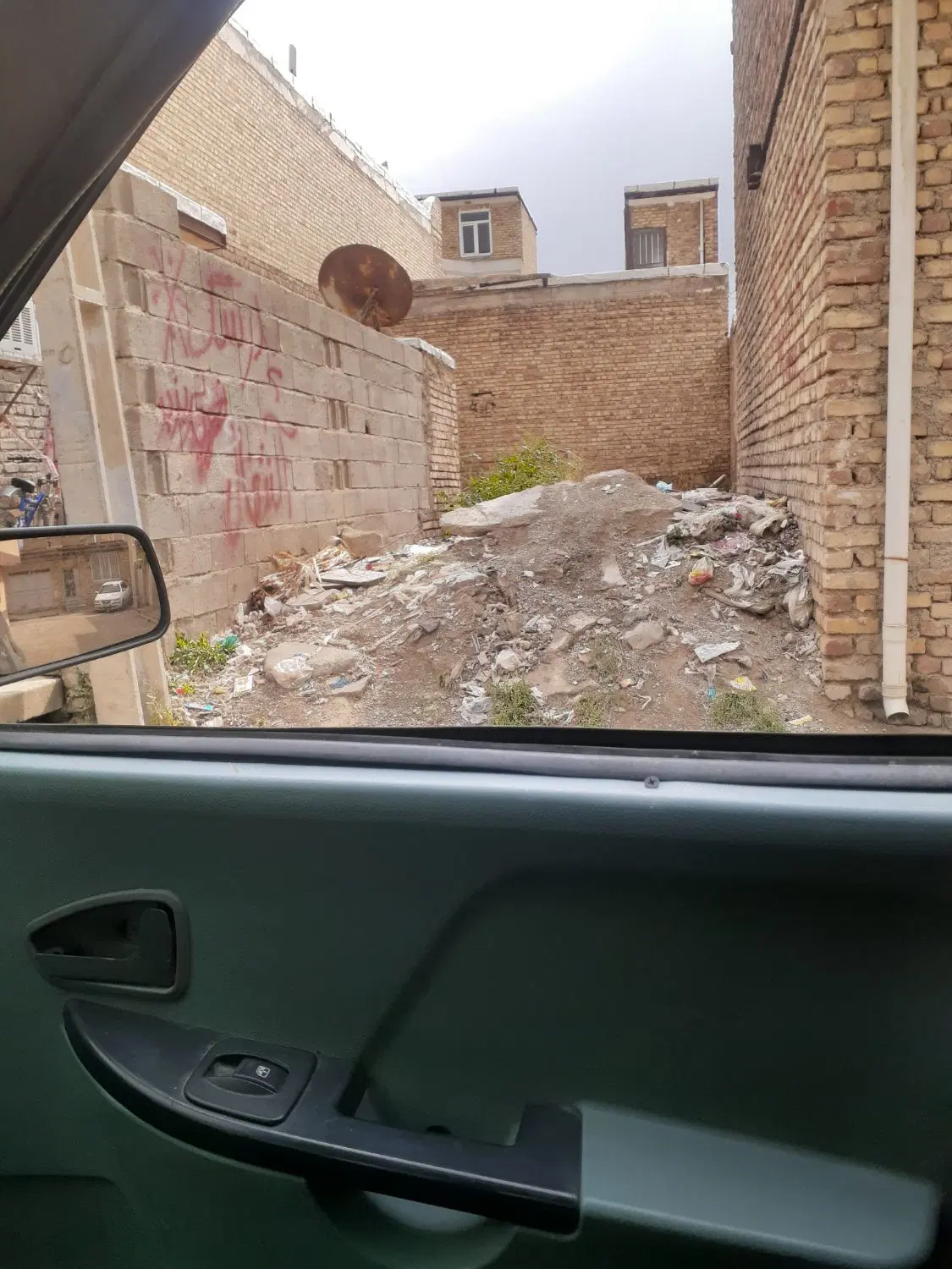 زمین خیابان کوهنورد بادیکی