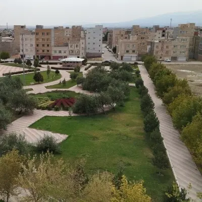زمین 240 متر