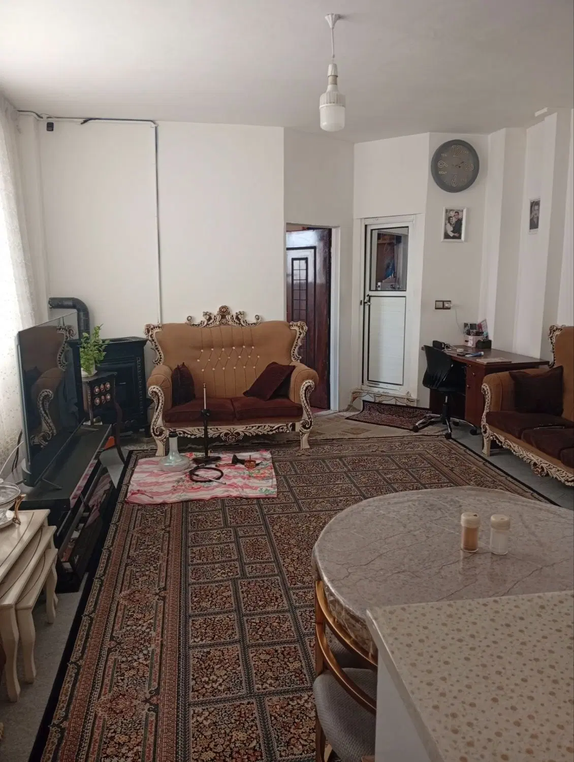 رهن کامل آپارتمان 60متری طبقه سوم روی پیلوت