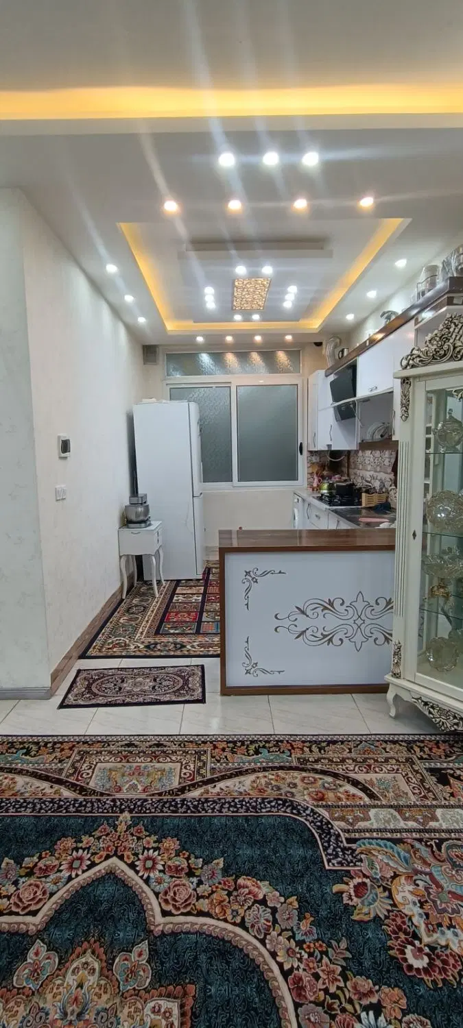 اپارتمان 115متری‌خوش نقشه با پارکینگ‌باغون اباد