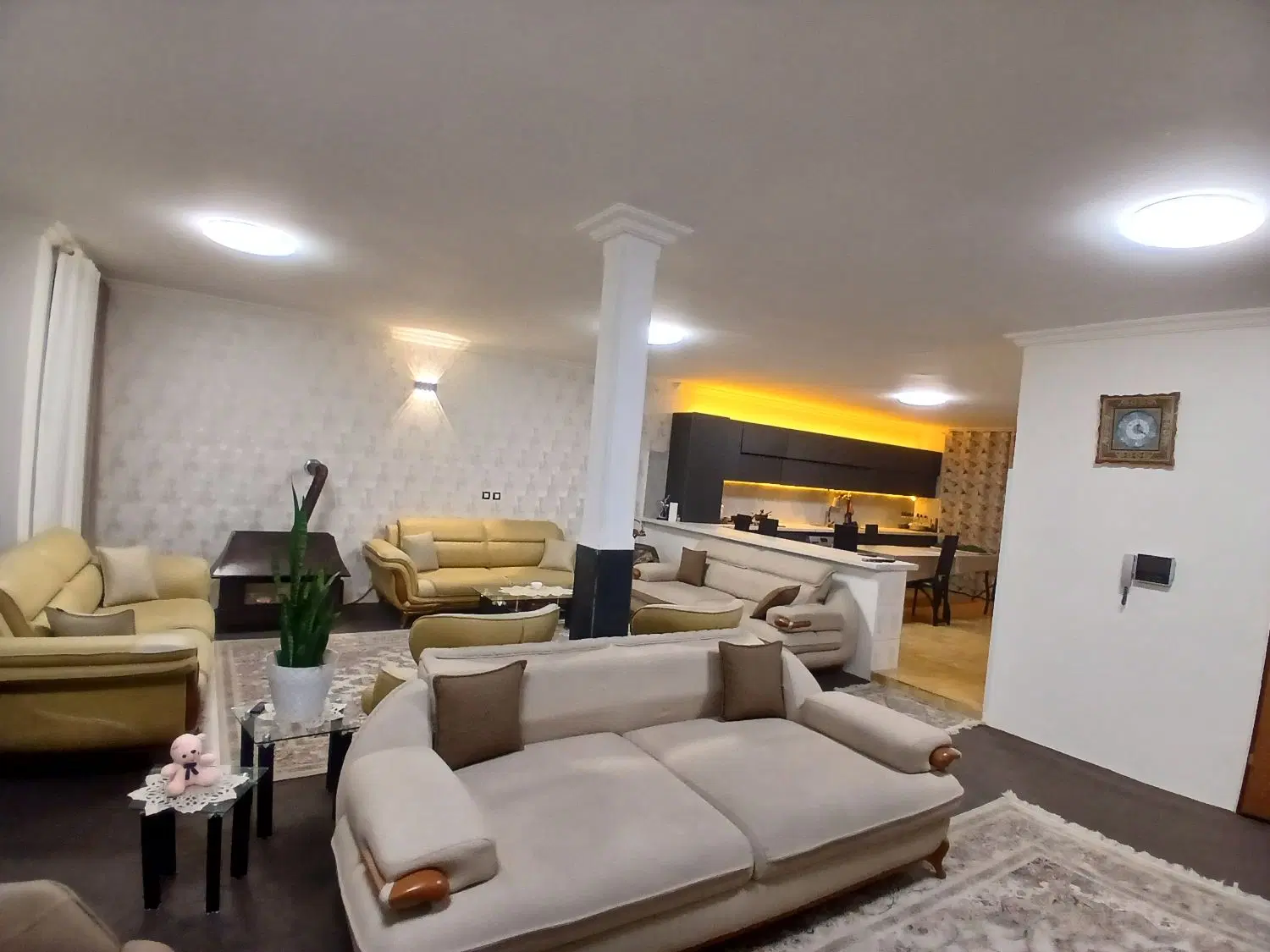 خانه ویلایی ۳۰۰ متری خیابان رودکی