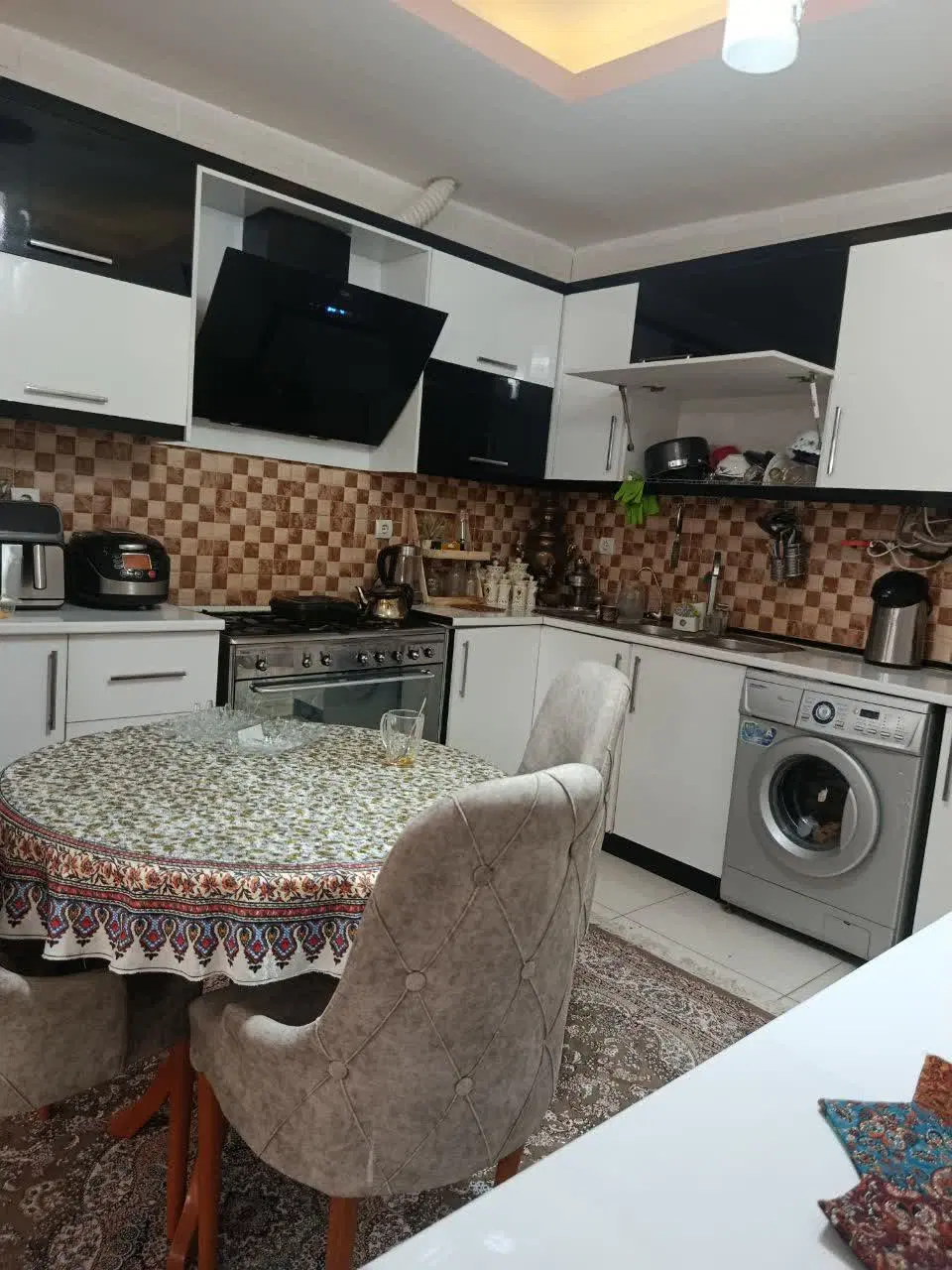آپارتمان ۱۲۵ متری فروشی