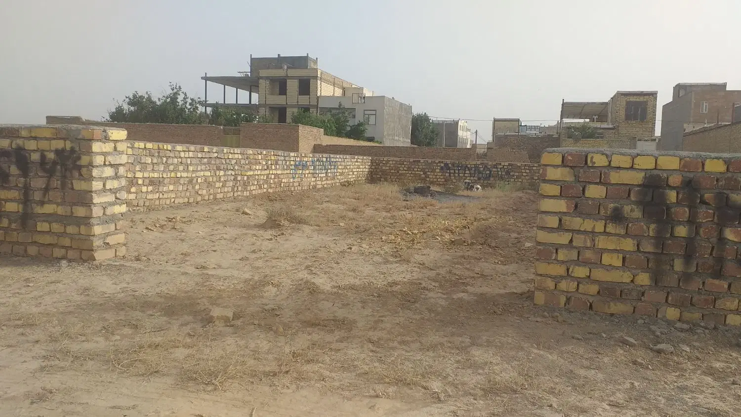 زمین مسکونی احتشامیه (گاوخانه)