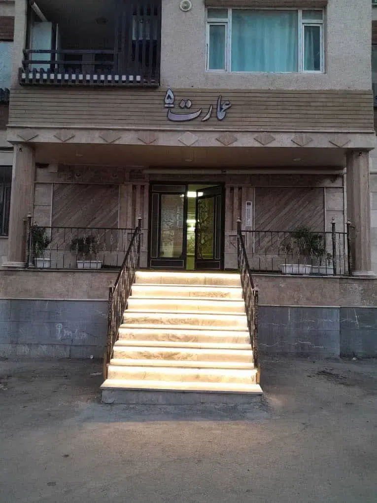 واحد عمارت ۲ خوابه ، حیاط اختصاصی