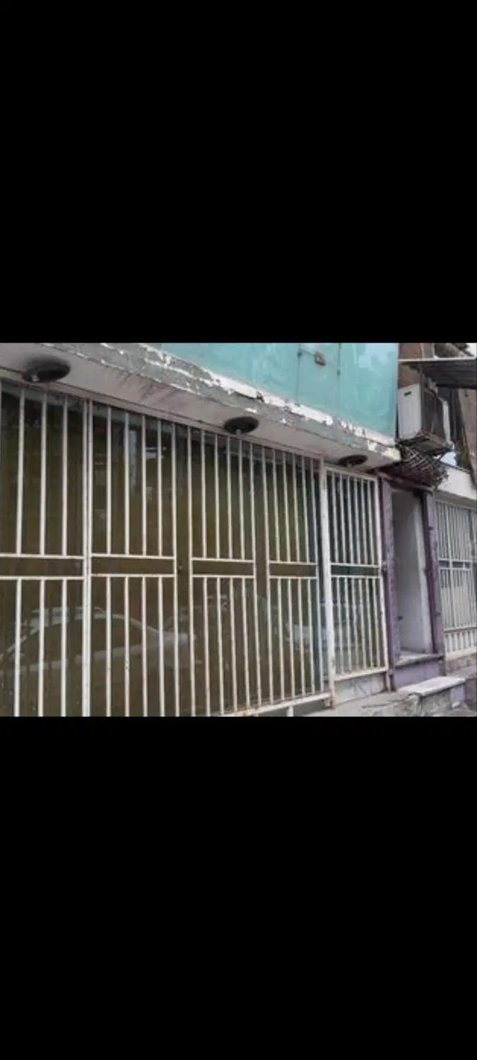 ۲ باب مغازه بر اصلی جاده نظامی