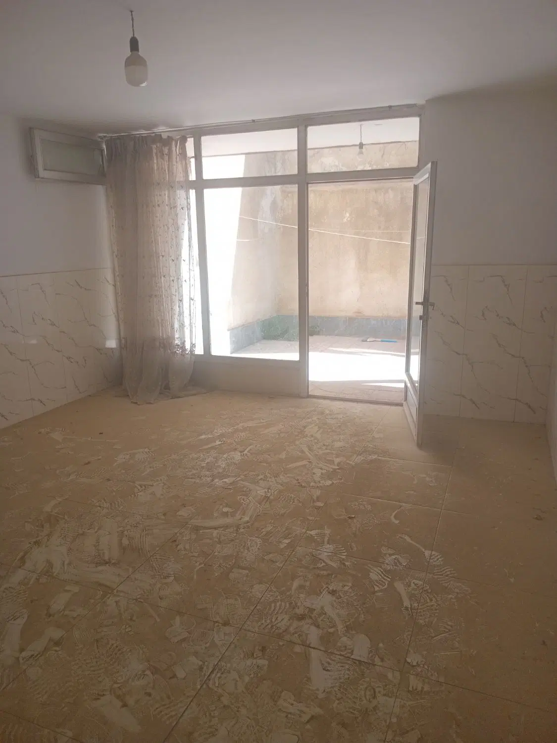 اجاره دوطبقه مسکونی