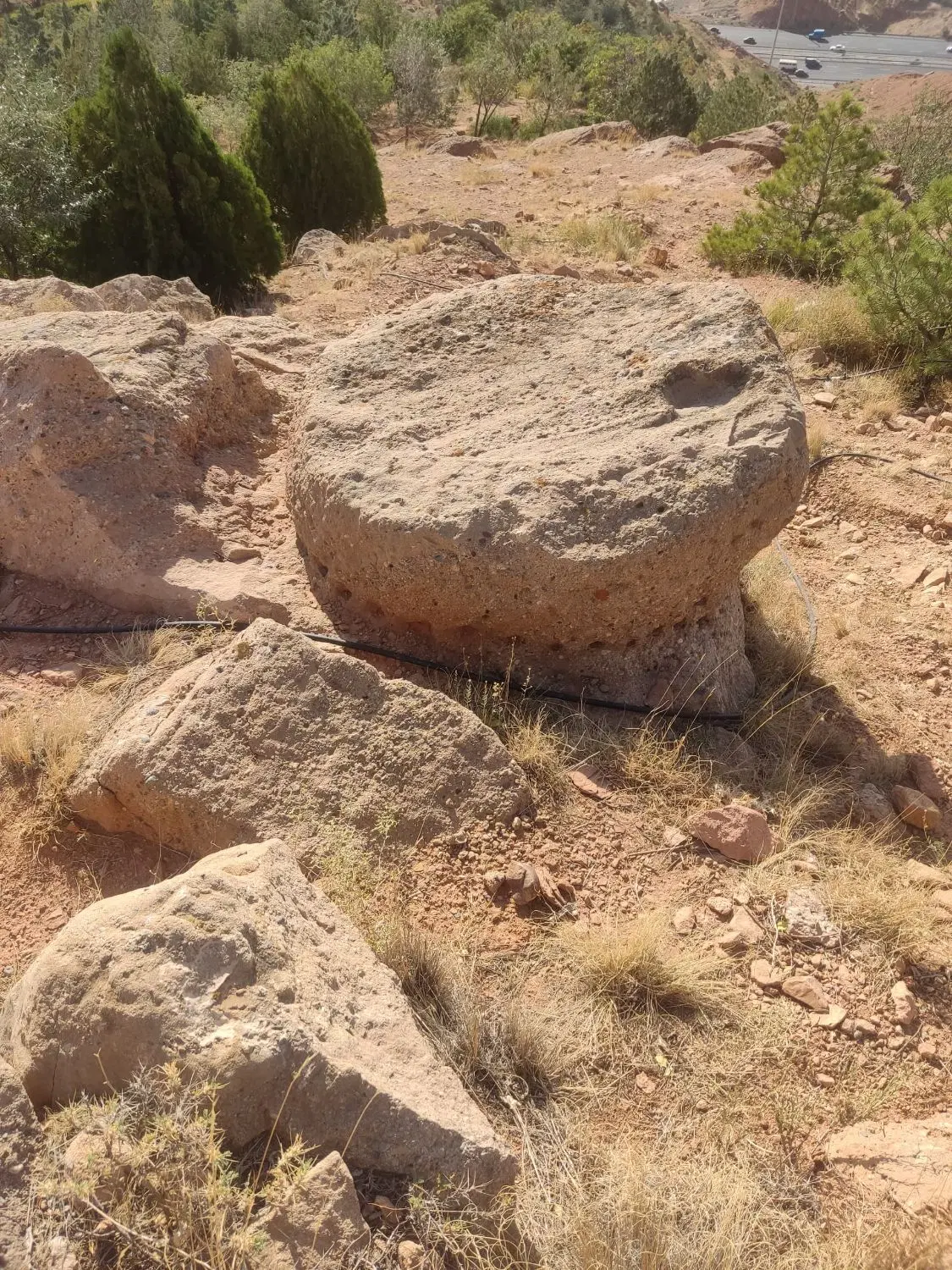 زمین کار گاهی