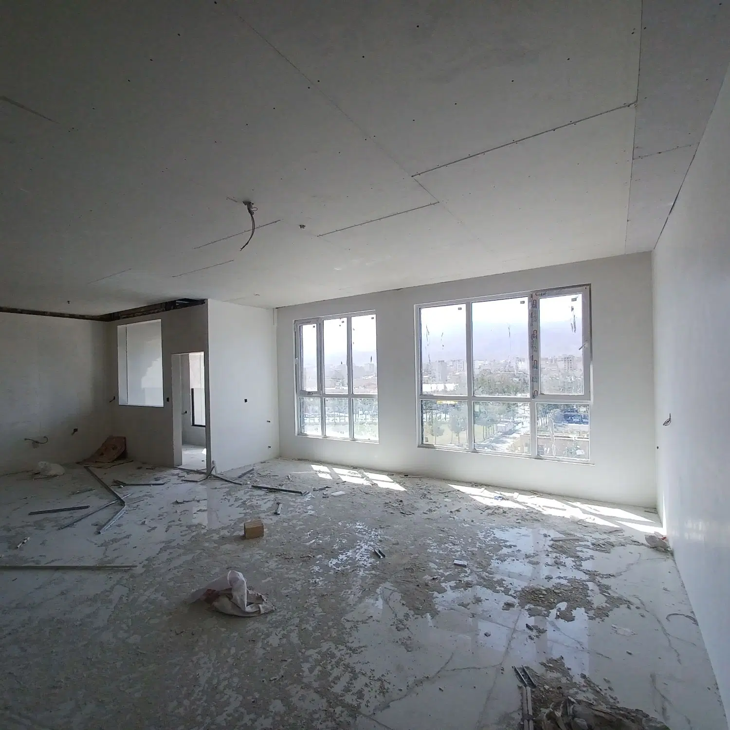 فروش آپارتمان ۲ خوابه ۱۲۲ متری فاز ۳ ارتش