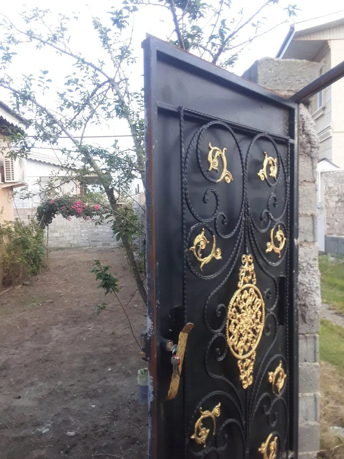 ویلای ساحلی 320متری