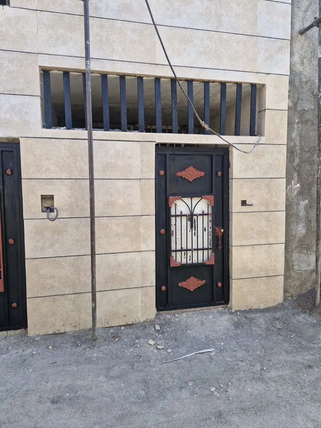 فروش خانه همکف دربست راه جدا