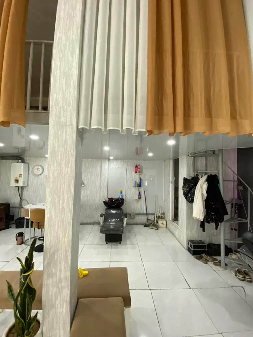 یک باب مغازه به متراژ ۵۰