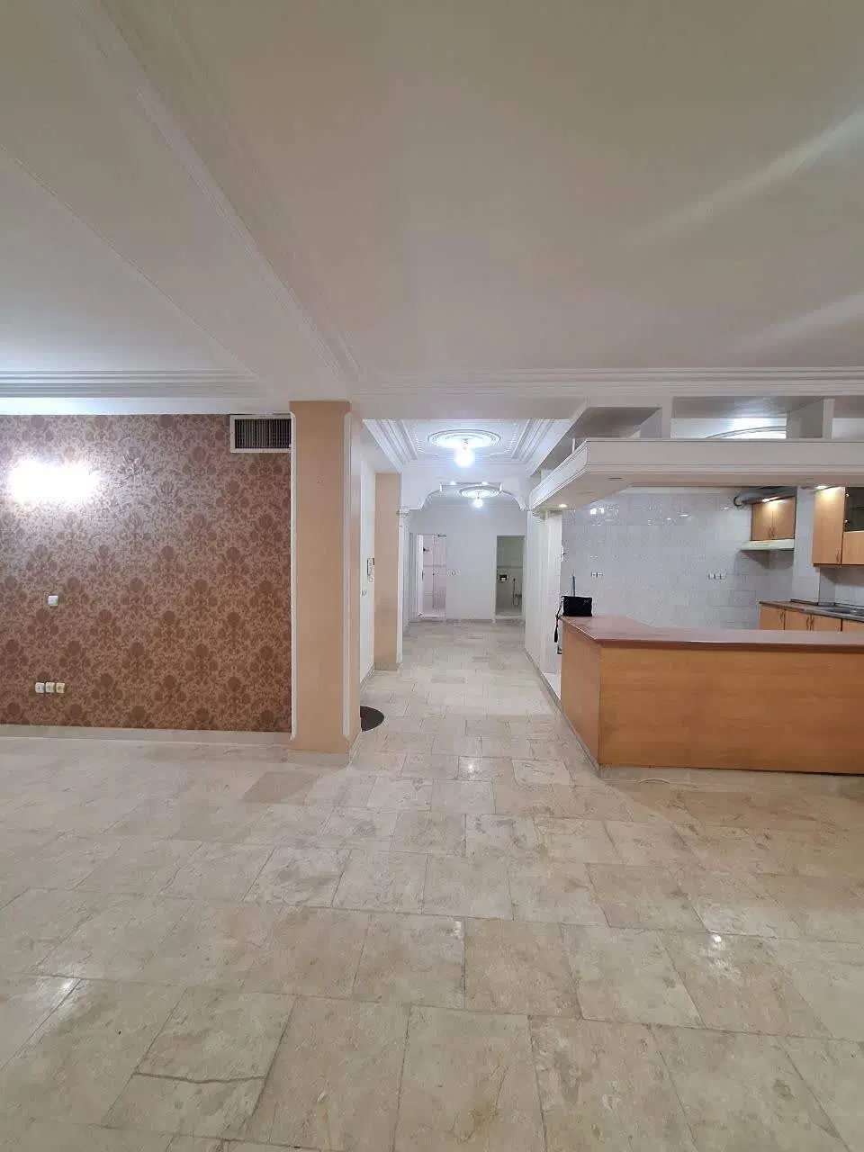 آپارتمان ۱۷۰ متری