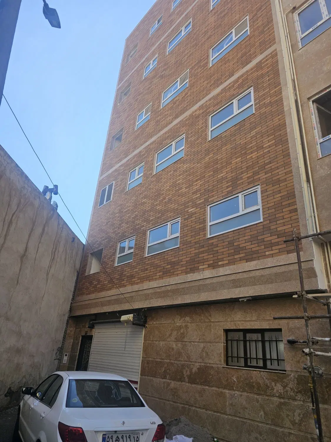 فروش آپارتمان نوساز در کوی سعدی حجتی