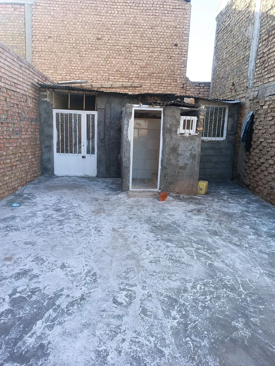 اجاره زمین تجاری و مسکونی در خیابان ابوذر جنوبی