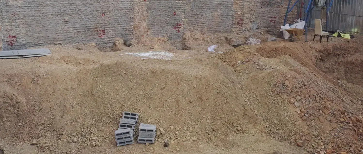 یک قطعه زمین در شهرک ملا