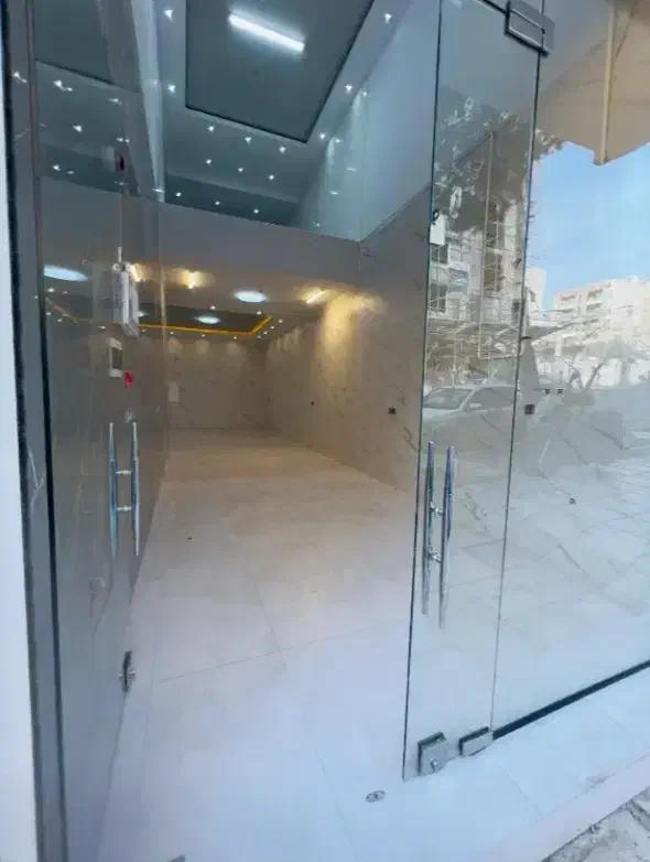 مغازه ۸۸ متری ، نوساز