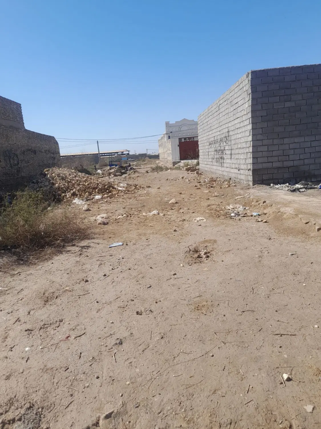 زمین 125 متری قلعه کوچک