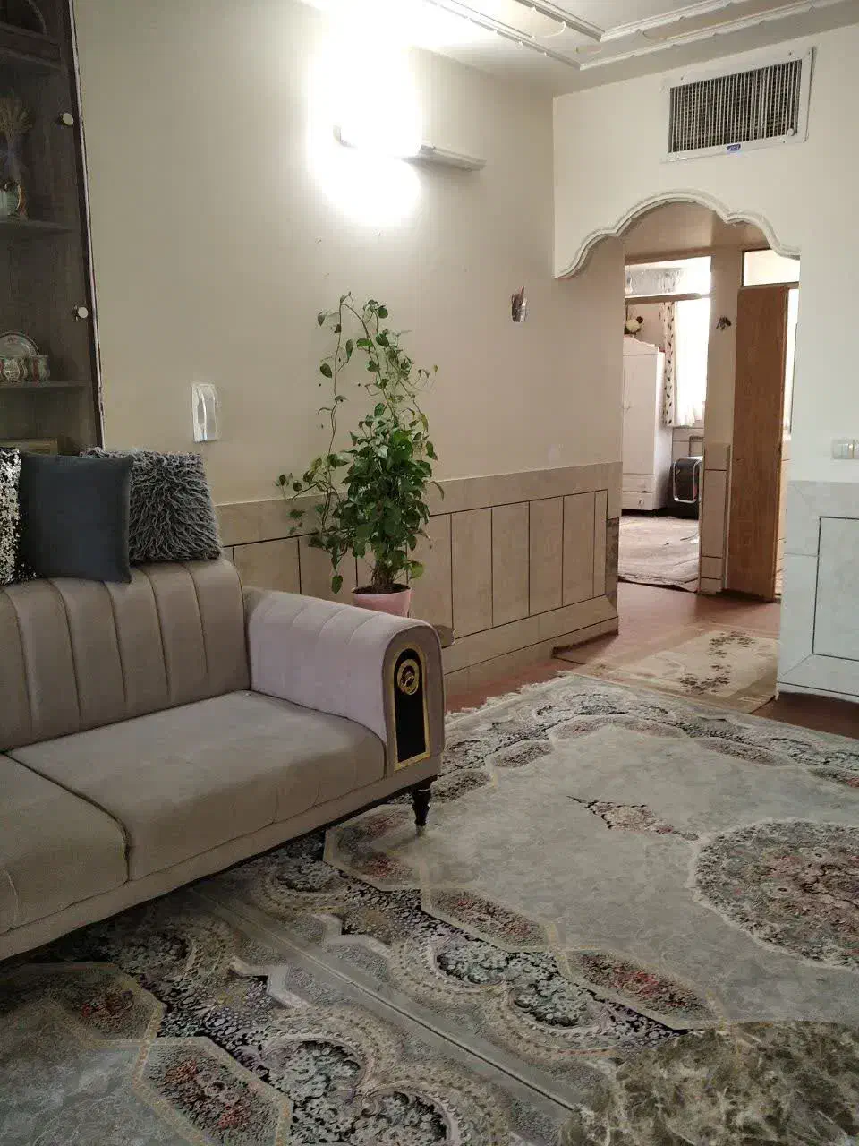 خانه دو طبقه
