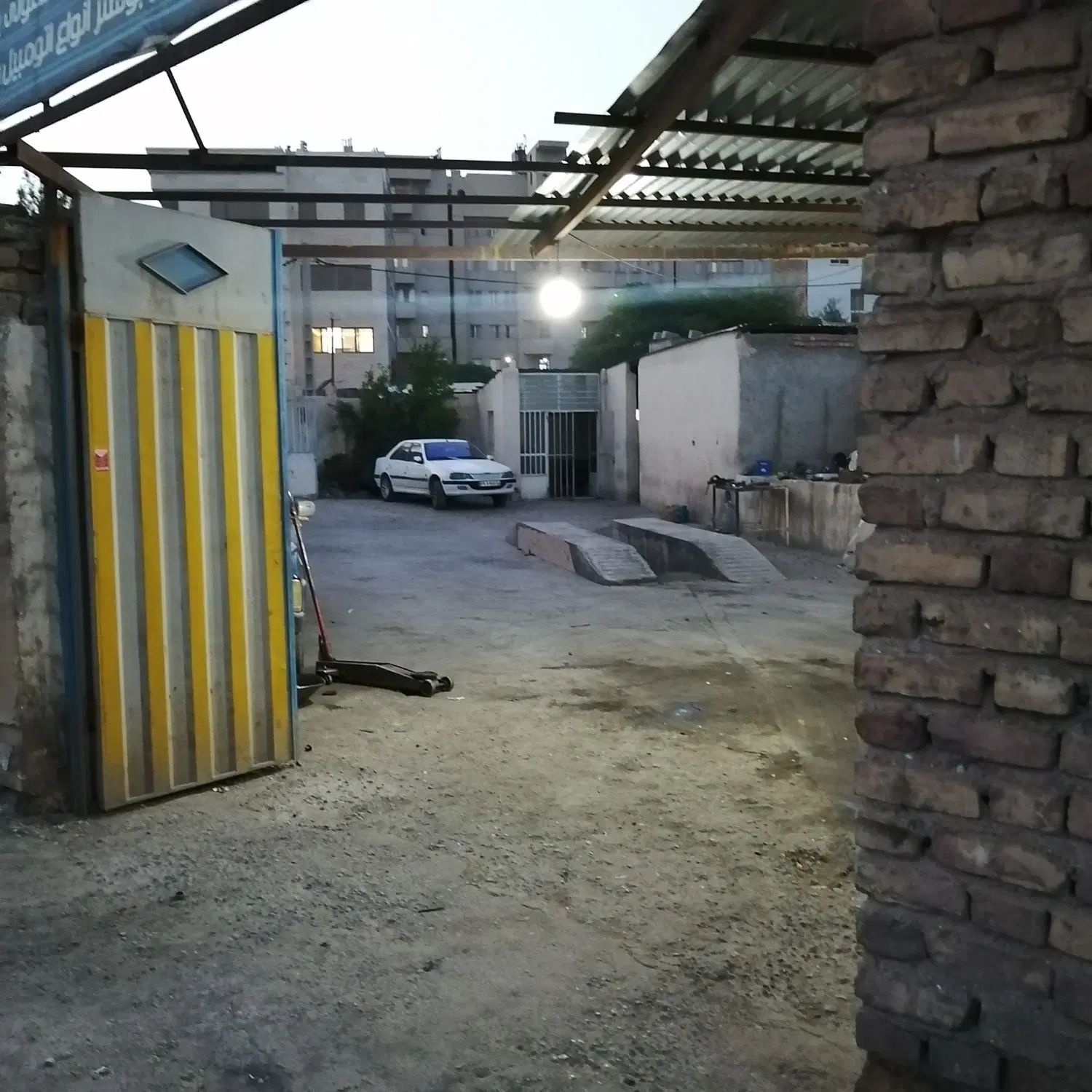اجاره تعمیرگاه