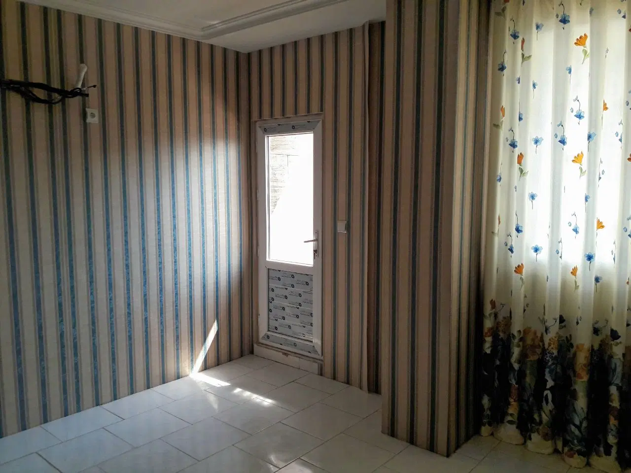 اجاره مغازه ۲۲متری شهرک امام رضا بر خیابان اصلی