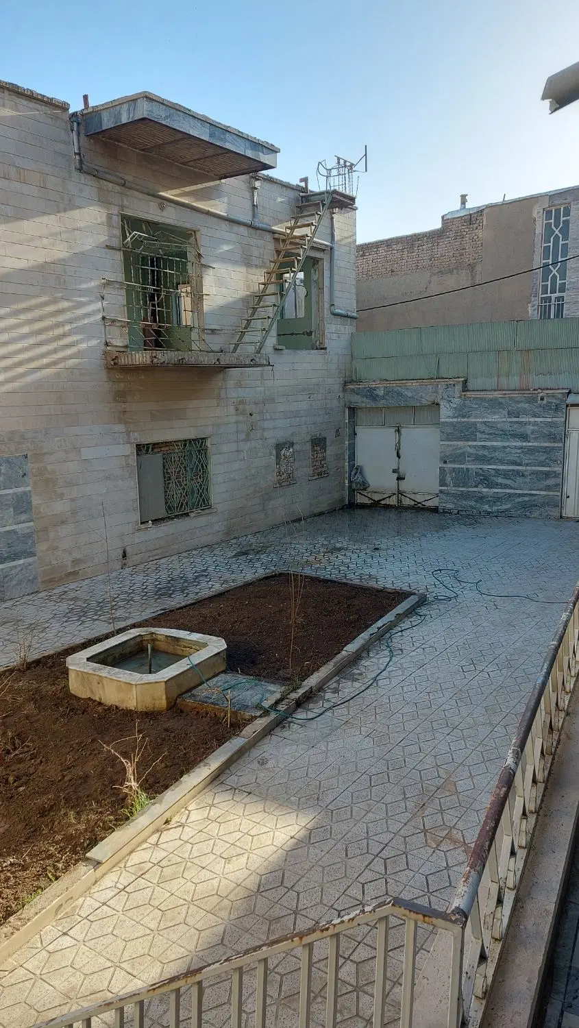 ملک ویلایی خیابان شهدا