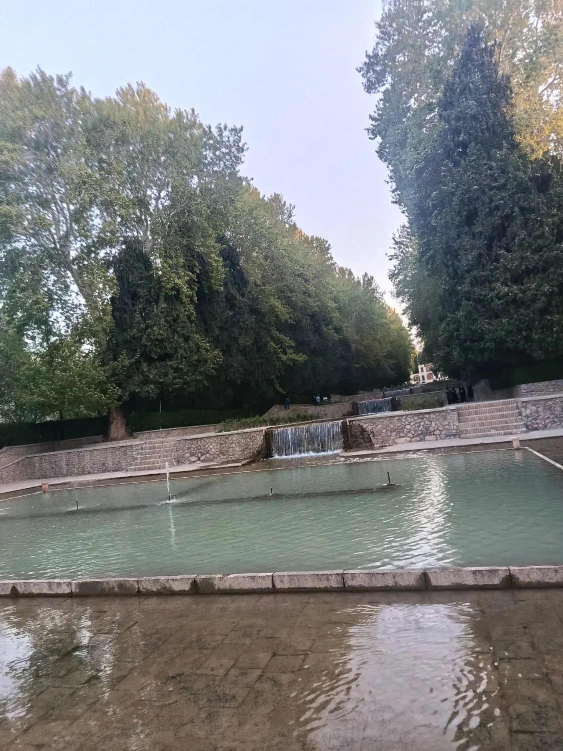 زمین دادگستری m