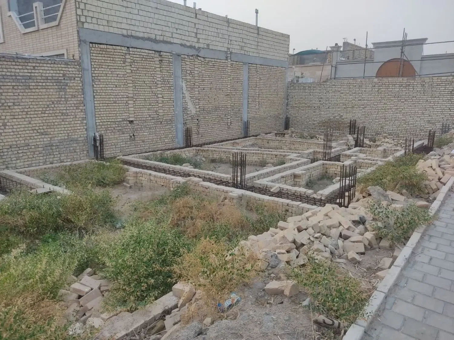 زمین ۲ نبش شهرک بهارستان