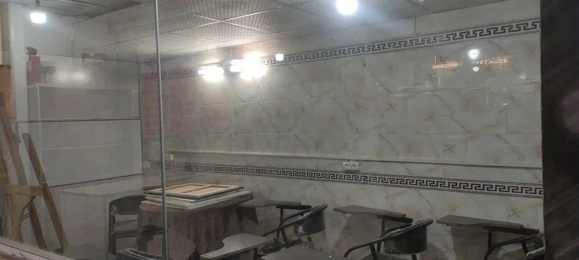 مغازه سرویس بهداشتی جنب مدرسه