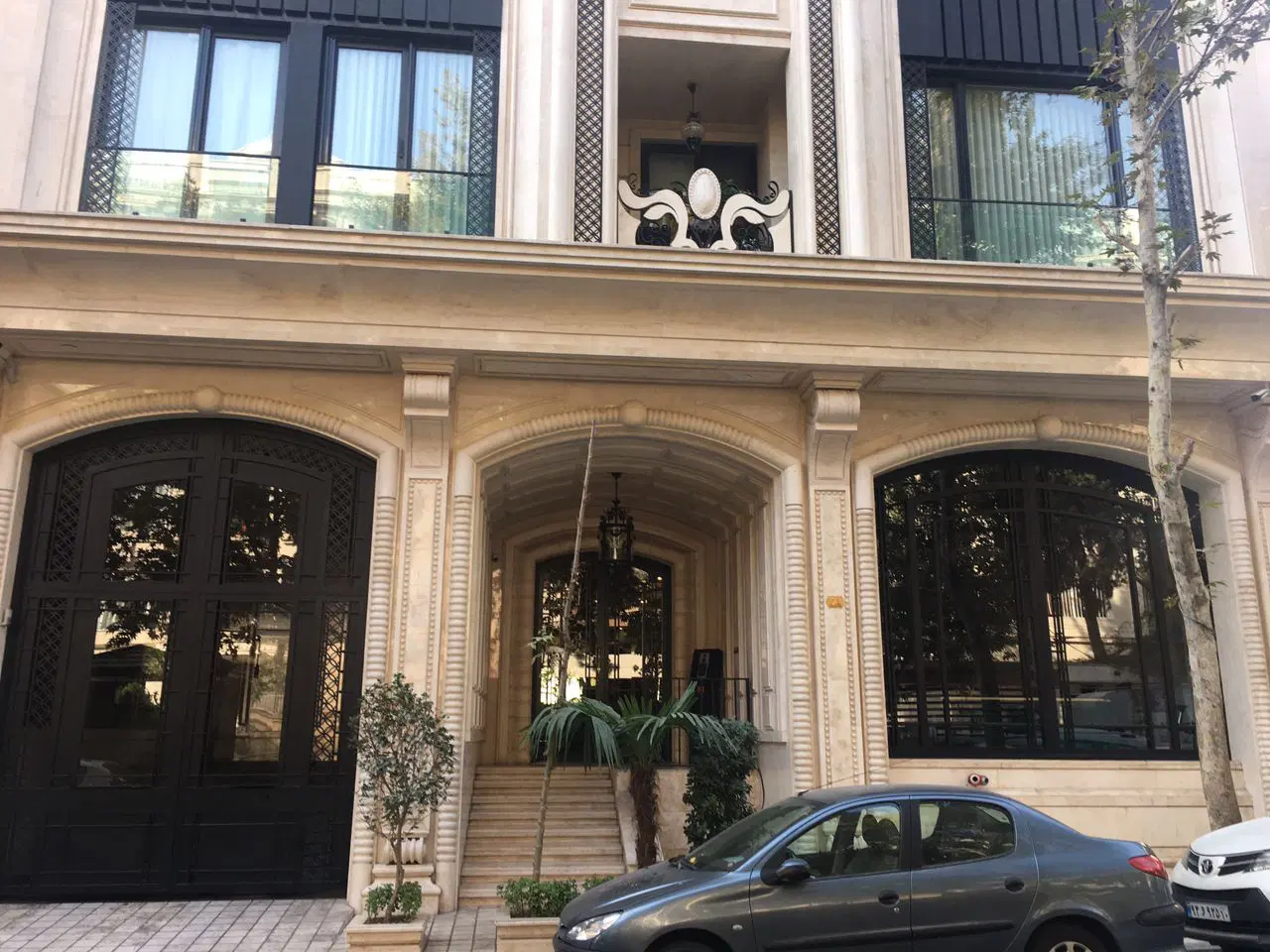 ۱۰۹متر پاسداران (لوکیشن عالی)