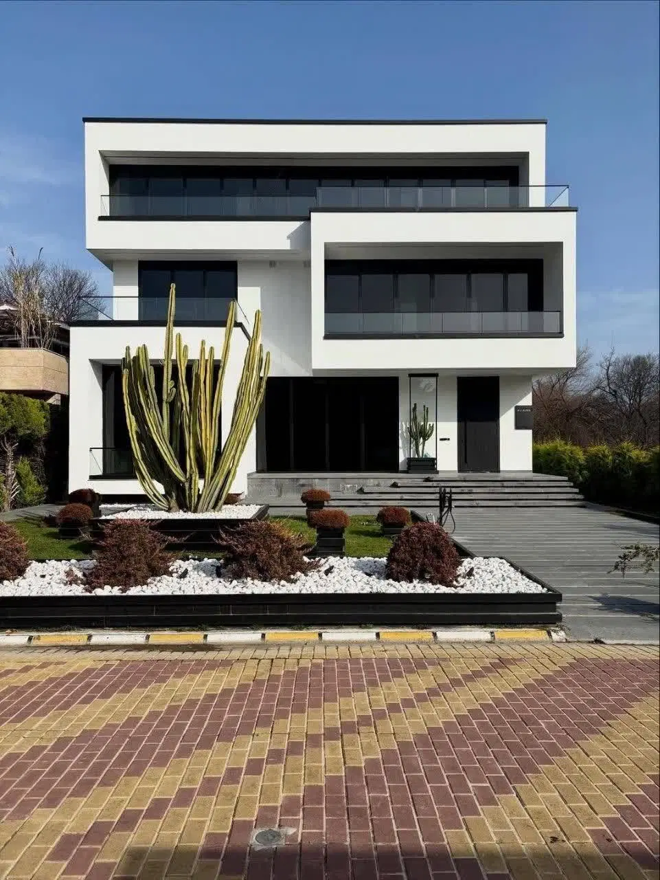 مغازه (خواربار فروشی) اجاره داده می شود