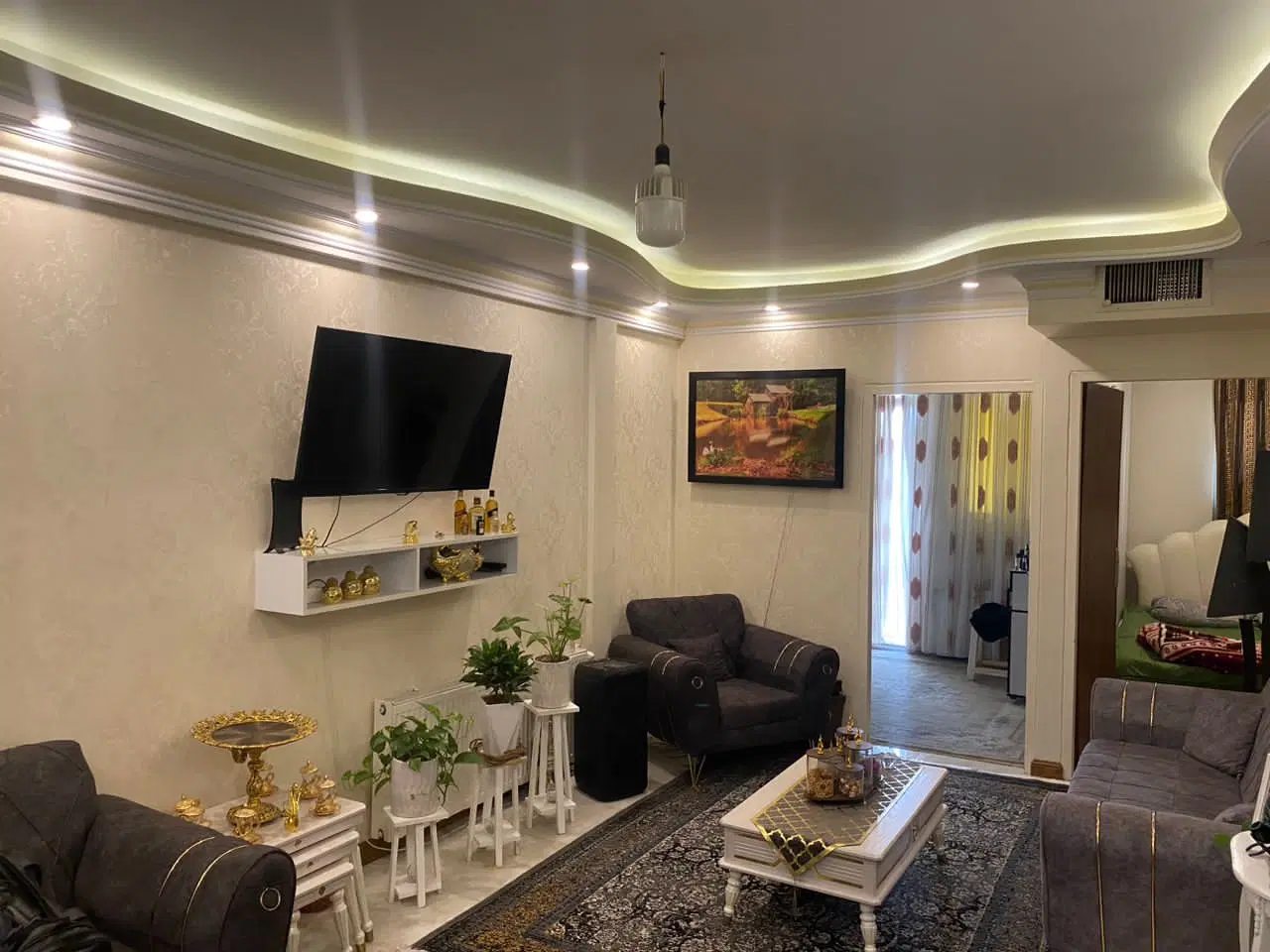 ۶۱ متری اجاره