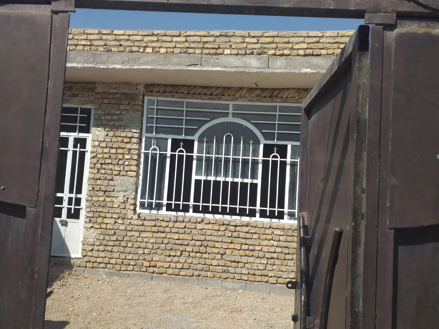 سلام. منزل ویلایی ۱۰۰ متری