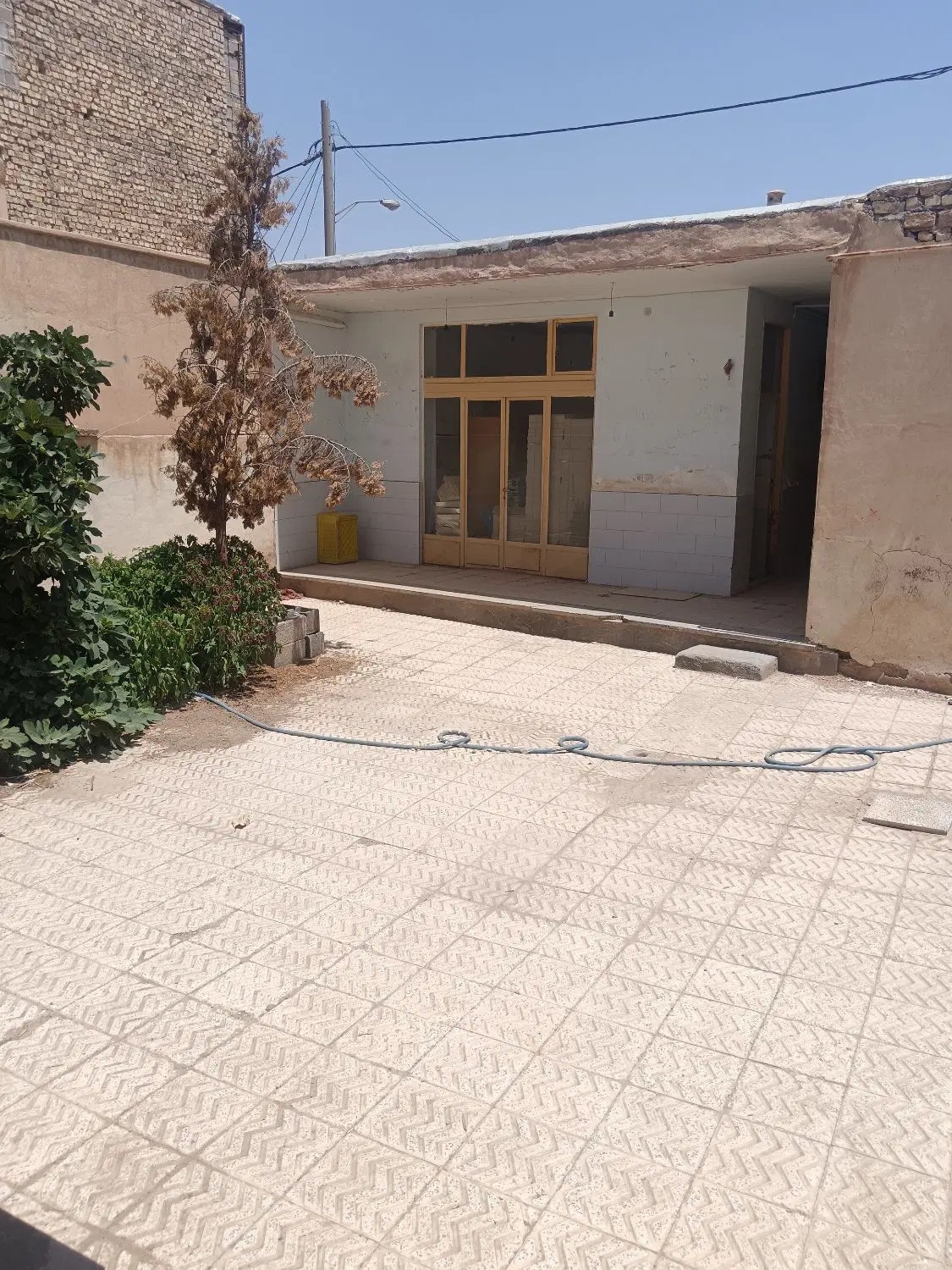 فروش منزل ویلایی 250 متر سند دار