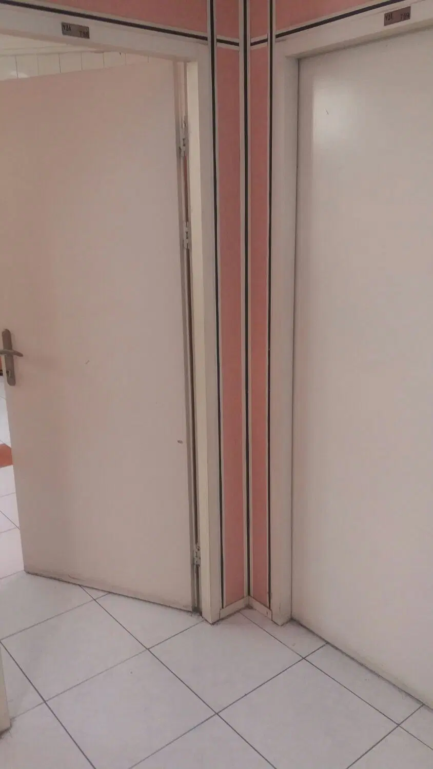 85 متر  اتابک. مینابی