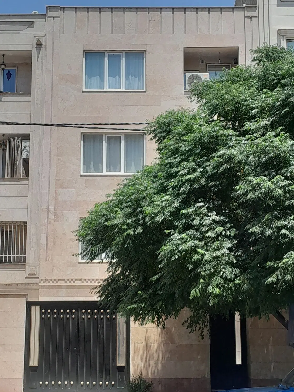فروش اپارتمان ۱۰۳ متری خیابان ۲۰ متری حسن عسگری