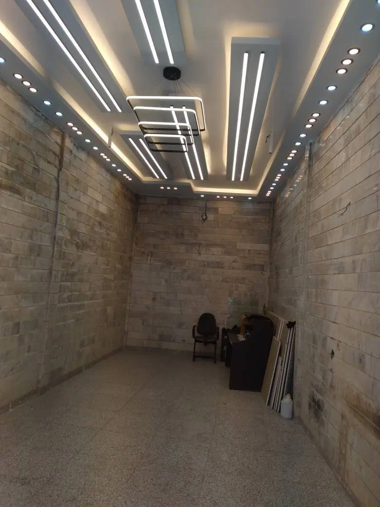 مغازه فقط پوشاک