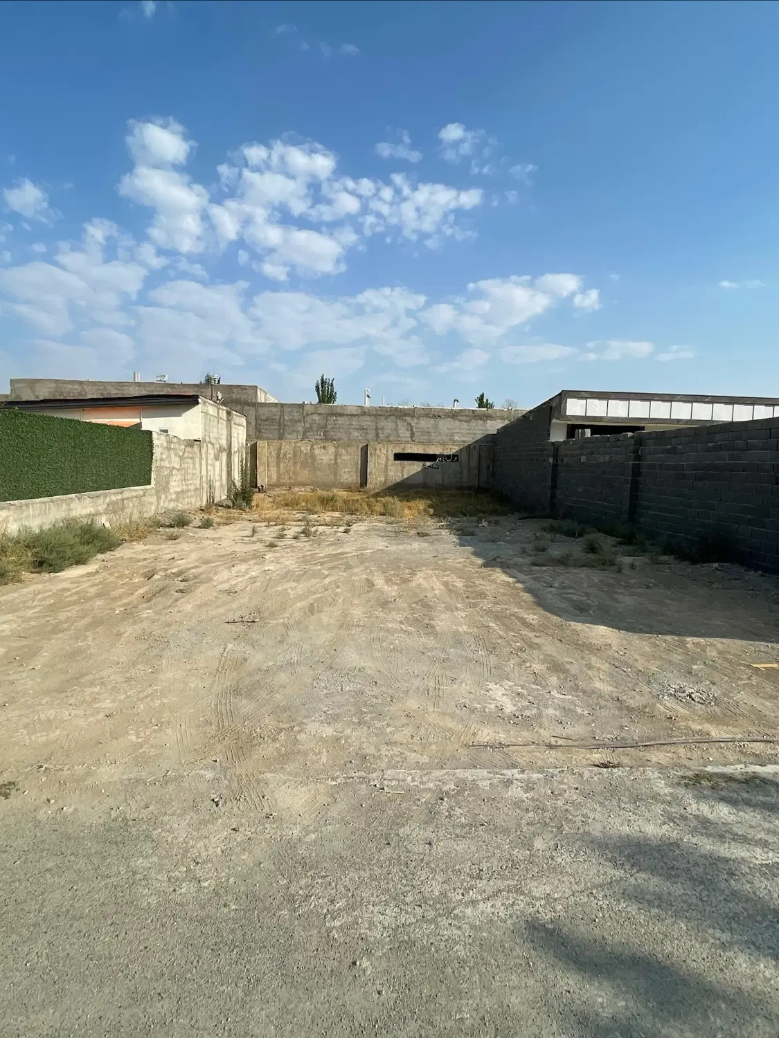 زمین ۳۴۰ متری شهرکی