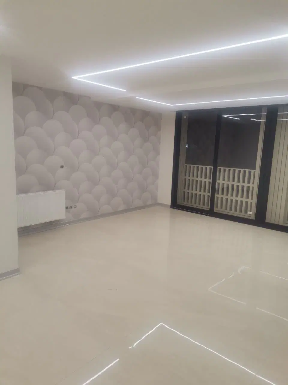 اپارتمان ۱۲۵ متری صفر جنوبی پر نور