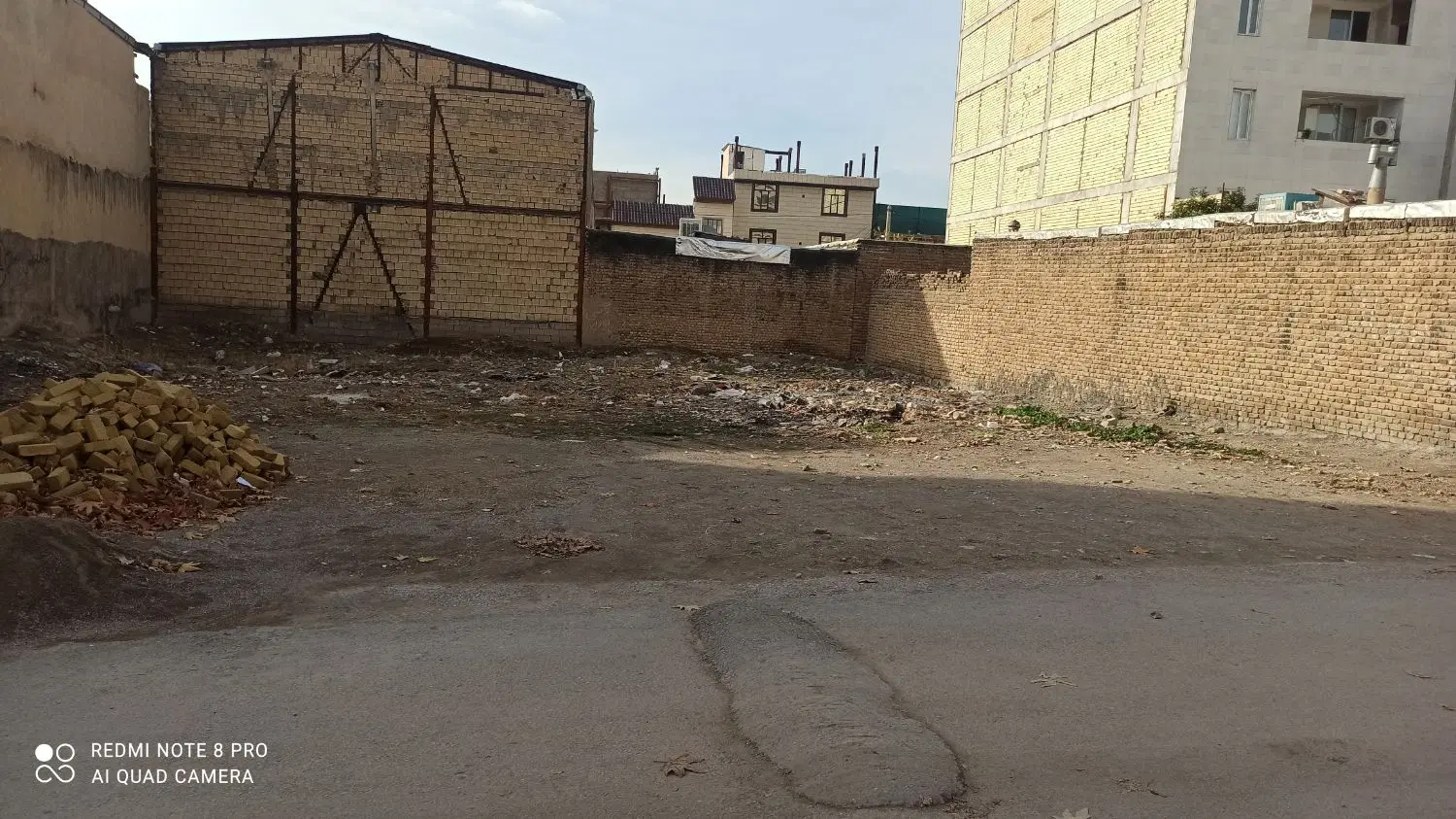 زمین گلدشت شرقی بهارستان