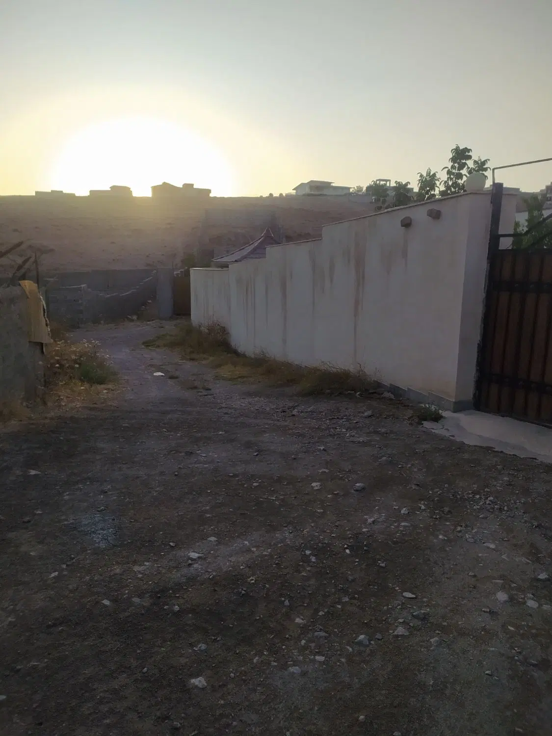 باغچه کوشک زر جنب شهر جدید هشتگرد معاوضه