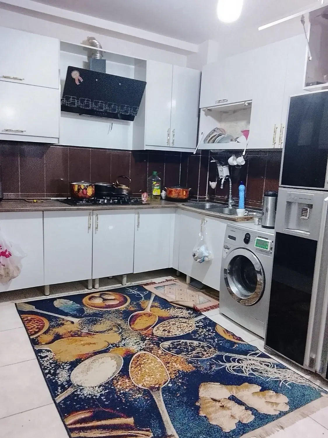 آپارتمان جهت اجاره محیطی باز و آروم