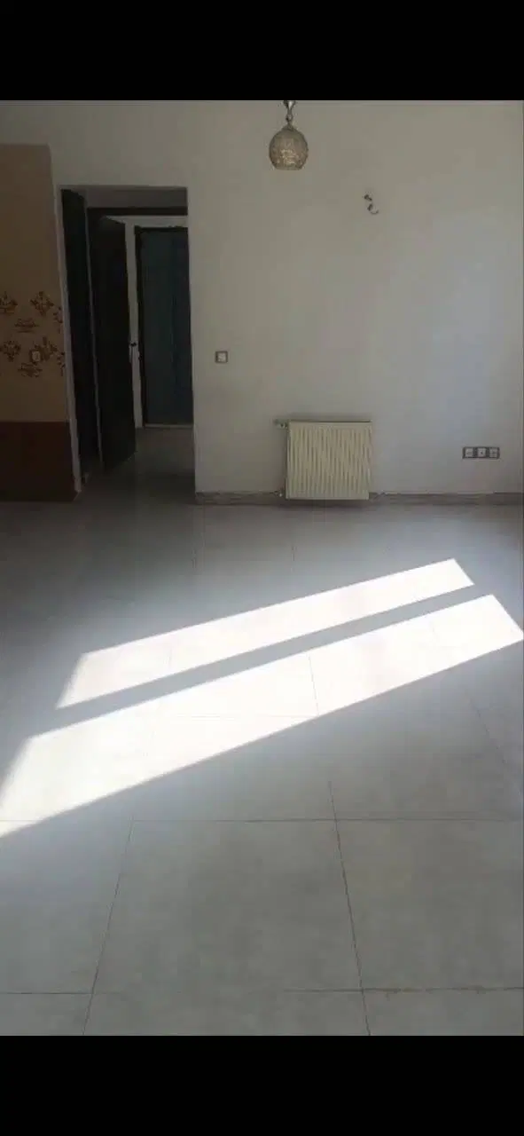 واحد 70 متری  فاصله 30 متری دریا