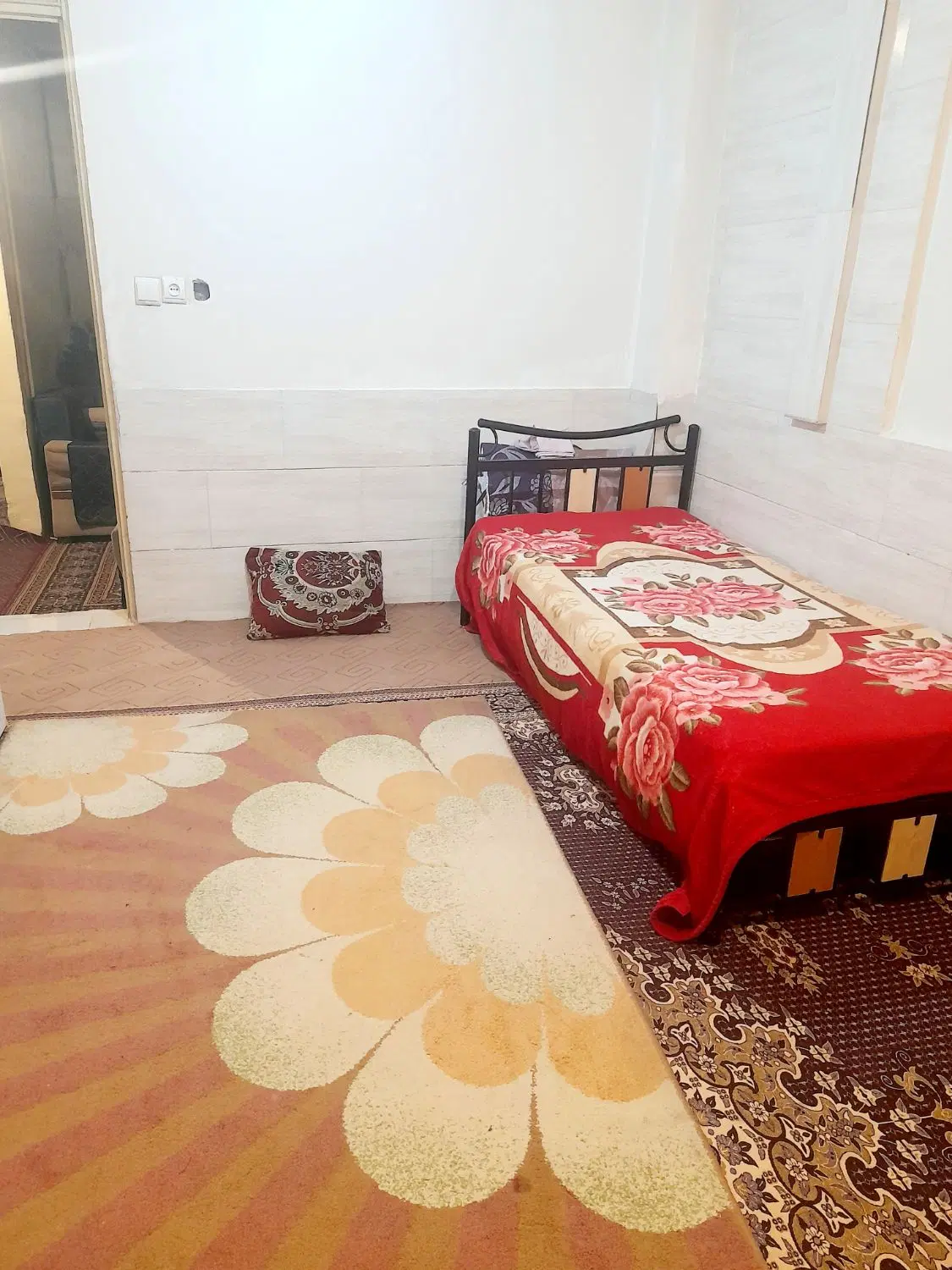 مقازه تجاری سه‌ نبش با کاربری تجاری