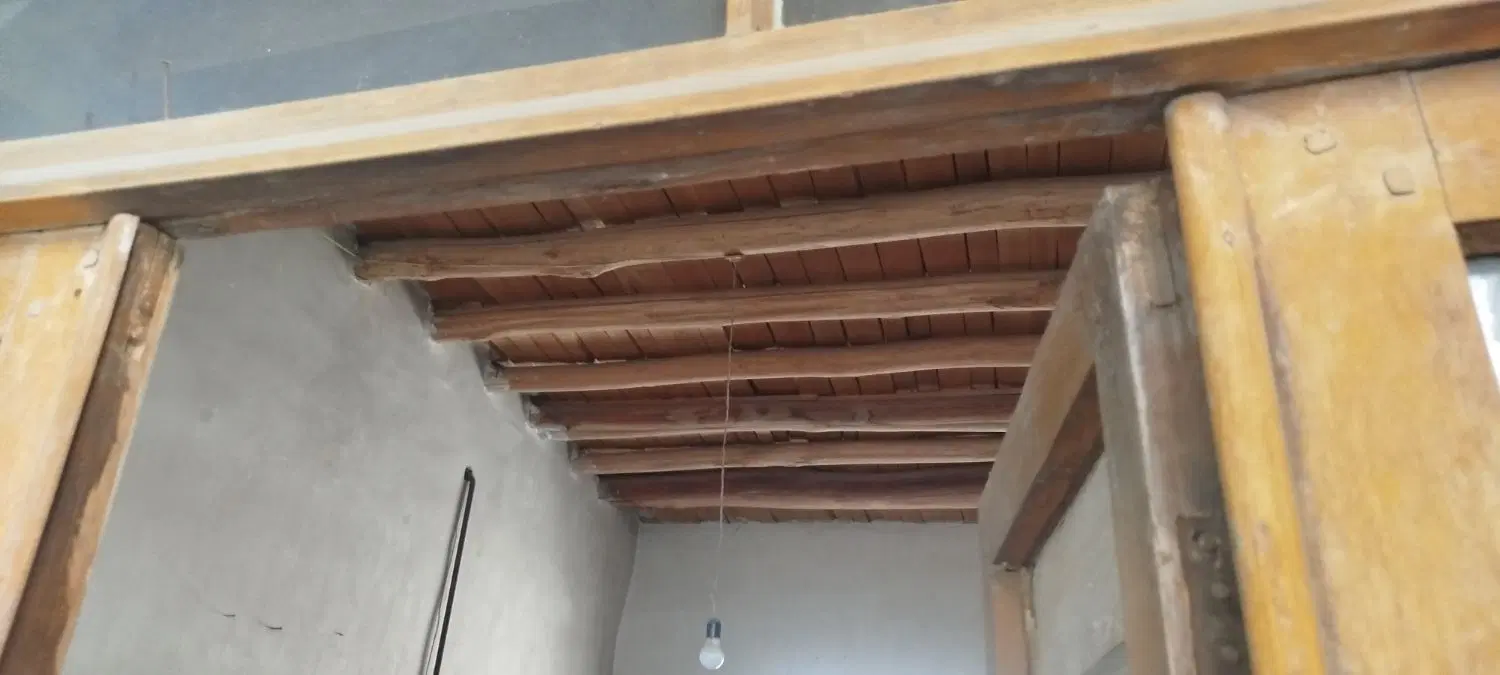 حاشیه کرامتی ملک ویلایی کلنگی زمین