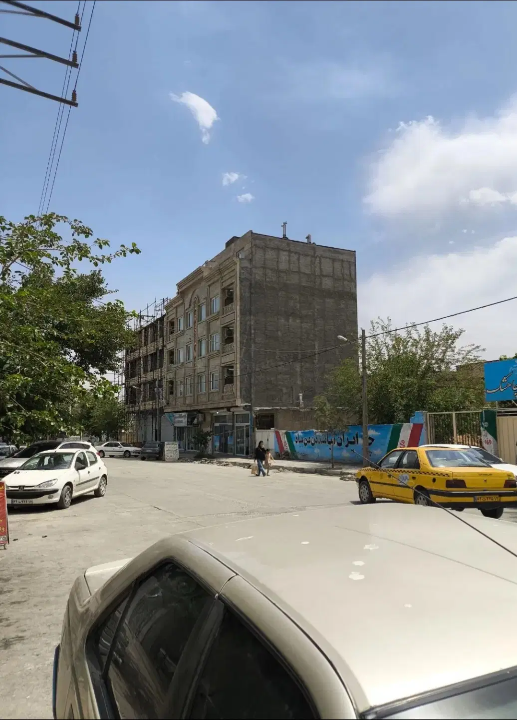 زمین دو نبش