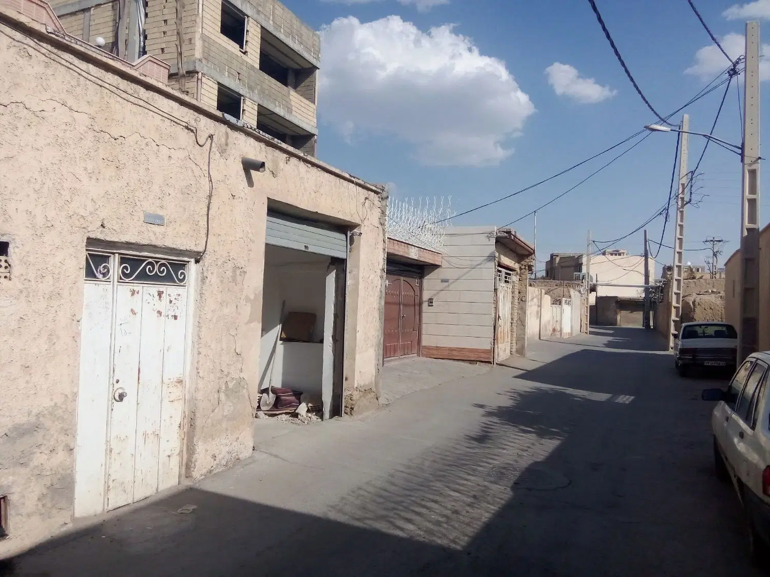 خانه‌ کلنگی ۲۰۰ متر