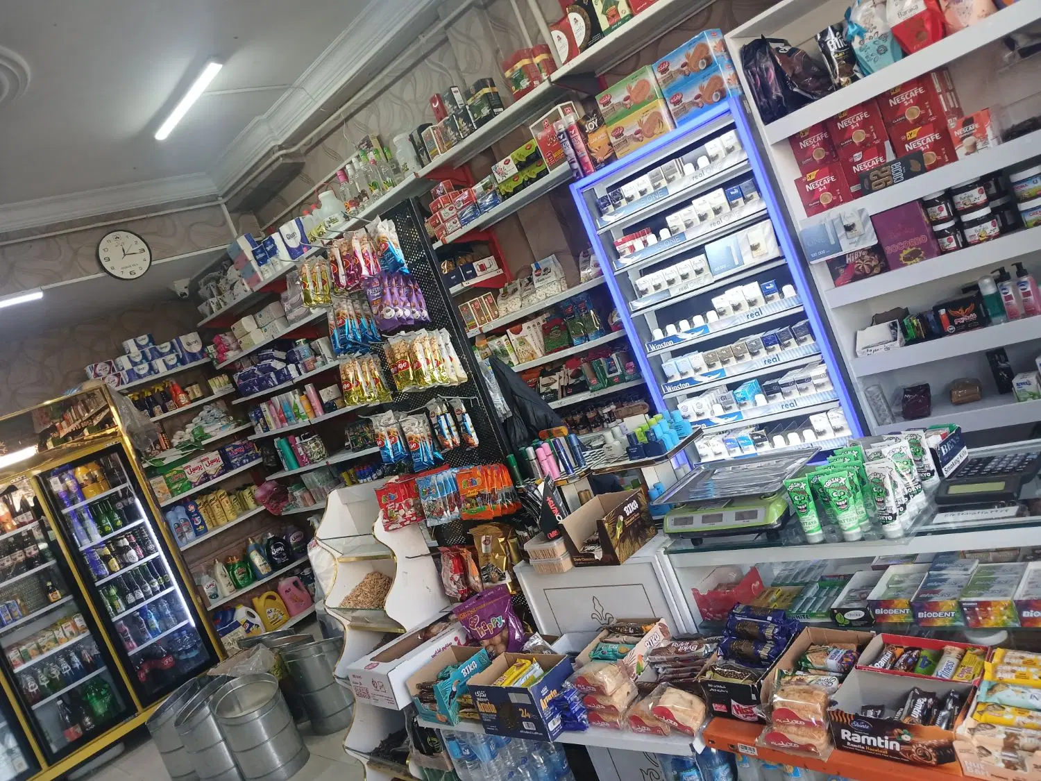 واگذاری سوپر مارکت حاشیه پیروزی
