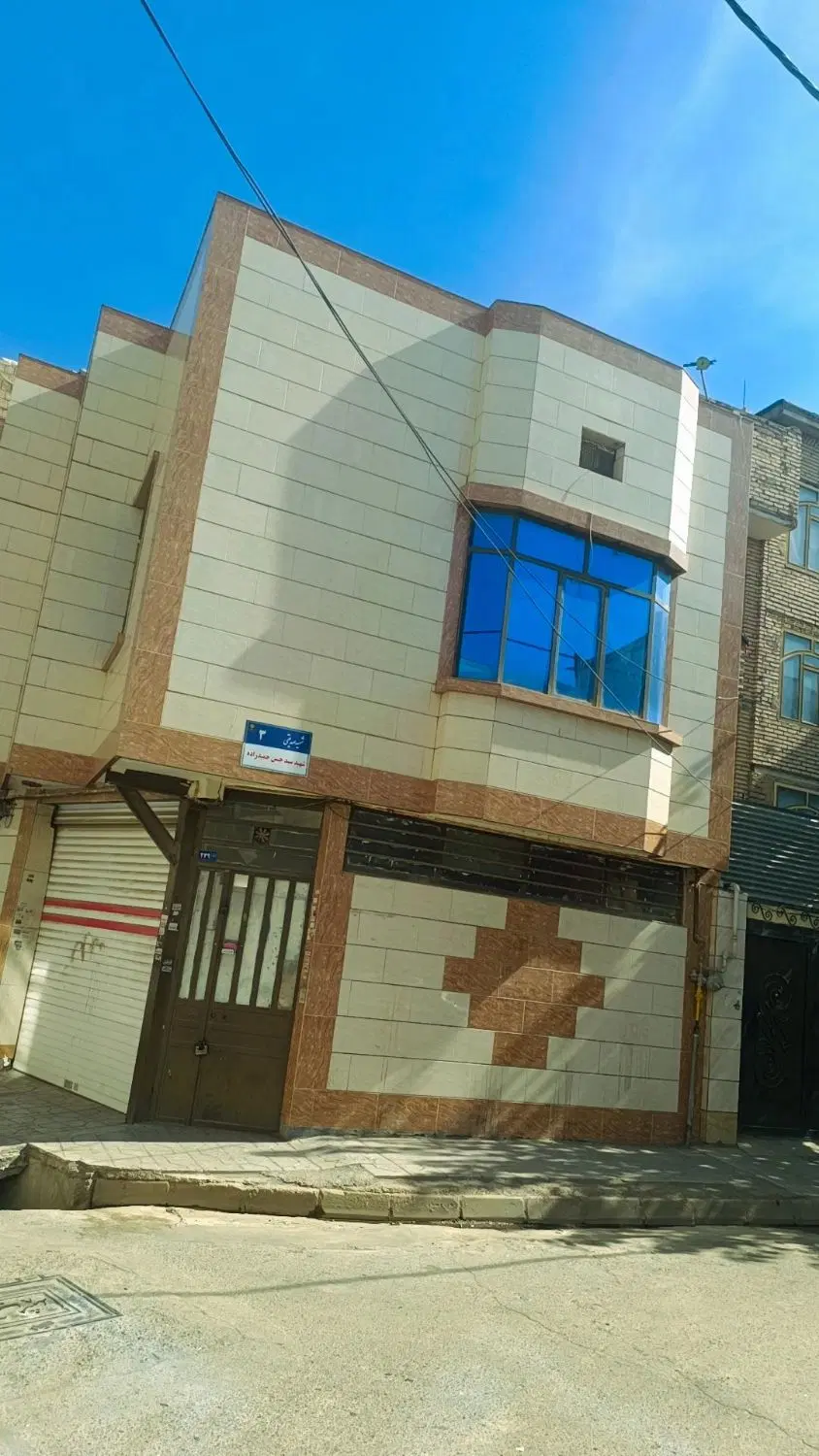 خانه در بهمن 32سرنبش